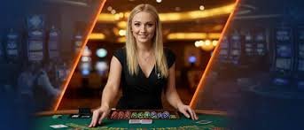 Aplikasi mobile btc99 menampilkan permainan live-dealer dan sportsbook